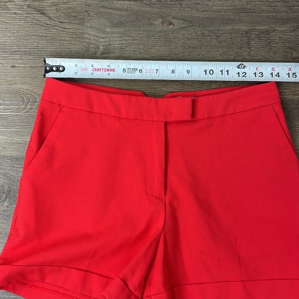 H&M Women’s Mid Rise Red Shorts, size 4 - Picture 4 of 10